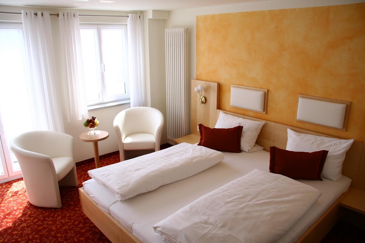Hotel Zur Krone Бейлнгрис Екстериор снимка