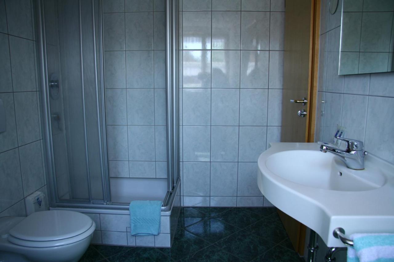 Hotel Zur Krone Бейлнгрис Екстериор снимка